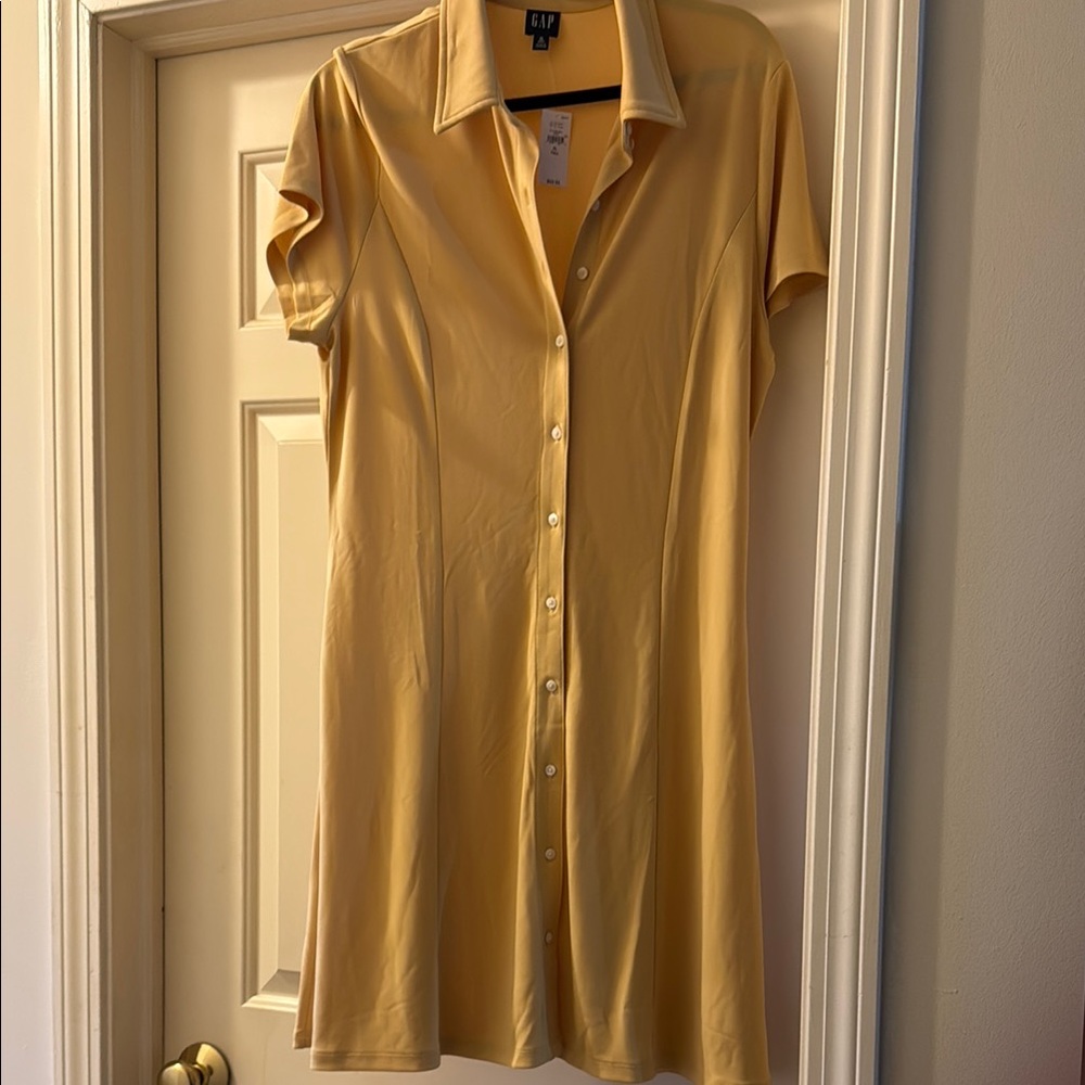 GAP Yellow Tan Short Sleeve Button Down Dress